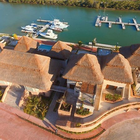 Villas Grand Marina Kinuh تيلشاك بويرتو المظهر الخارجي الصورة
