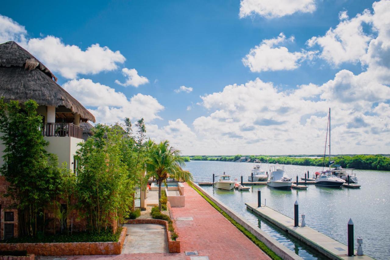 Villas Grand Marina Kinuh تيلشاك بويرتو المظهر الخارجي الصورة
