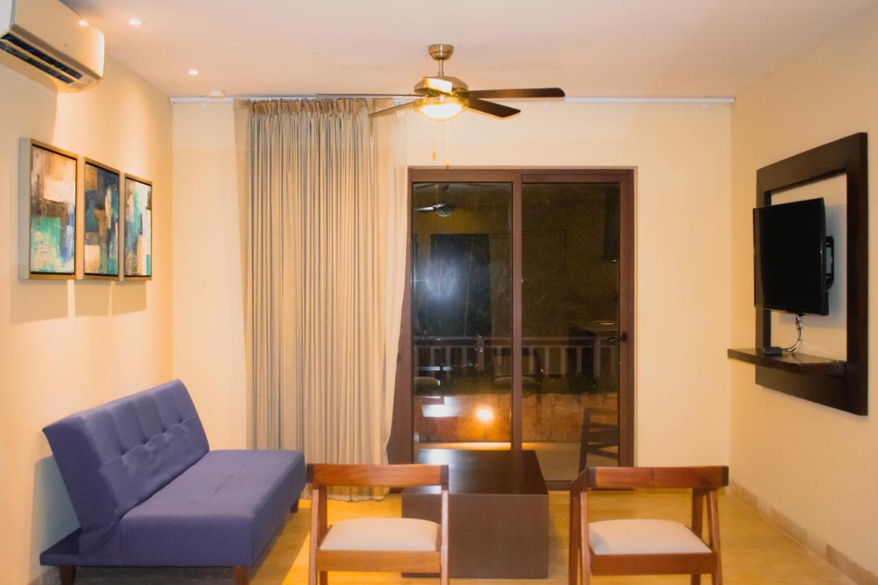 Villas Grand Marina Kinuh تيلشاك بويرتو المظهر الخارجي الصورة